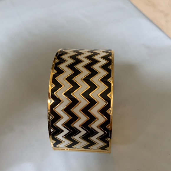 KATE SPADE La Vida Loca Chevron Bracelet - Picture 7 of 8
